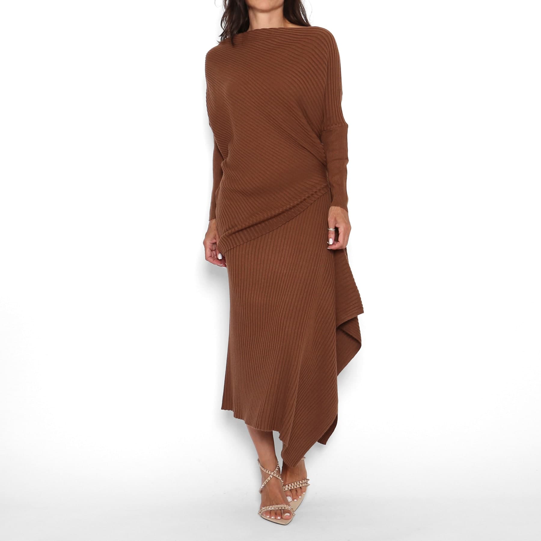 Conjunto Asimétrico Camel — foto 2